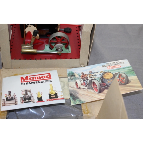 476 - Boxed Mamod SE.2a Steam Engine Untested