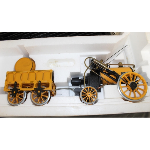 481 - A Hornby 3 1/2 Inch Gauge Model Stephenson's Rocket G104 Coach As New Boxed
With Original Receipt 19... 