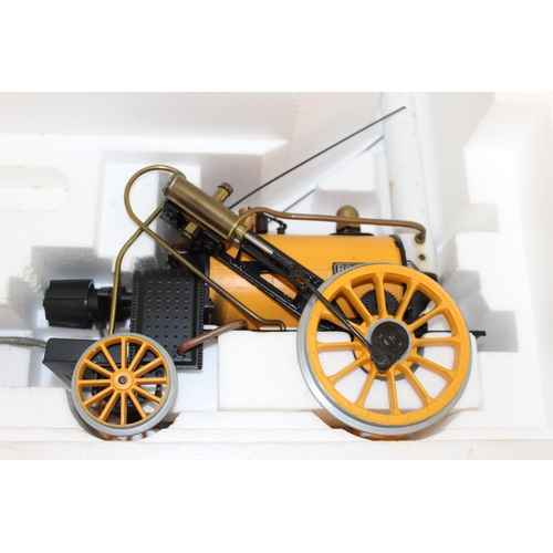 481 - A Hornby 3 1/2 Inch Gauge Model Stephenson's Rocket G104 Coach As New Boxed
With Original Receipt 19... 