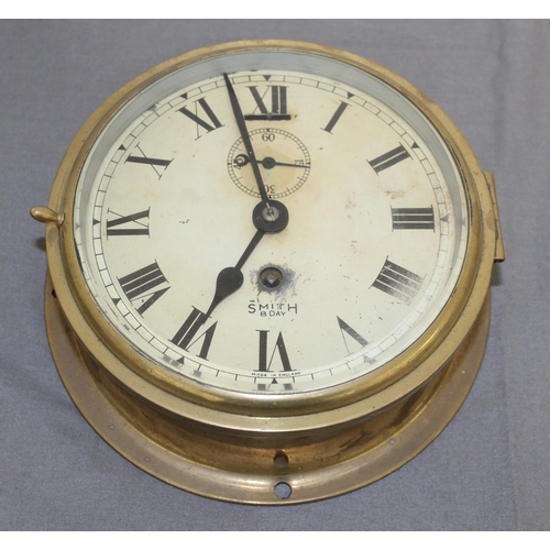 123 - SMITH 8 Day Glass Fronted Brass Cased Ships Clock - 18cm Diameter- Untested
Collection Only