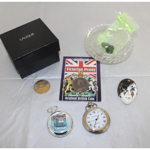 43 - A Selection Of Collectable Items
All Proceeds Go To Charity