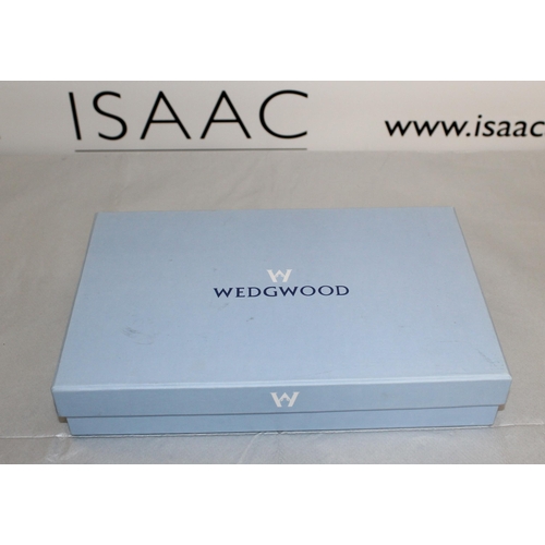 45 - Boxed Wedgewood Windsor Bar Set
All Proceeds Go To Charity