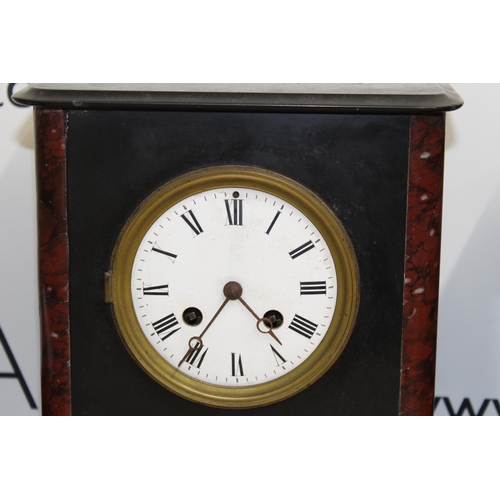 125 - 3 Mantle Clocks All Various Conditions All Untested
Height Of Tallest 35.5cm
COLLECTION ONLY