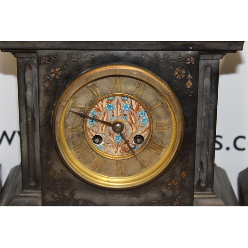 125 - 3 Mantle Clocks All Various Conditions All Untested
Height Of Tallest 35.5cm
COLLECTION ONLY