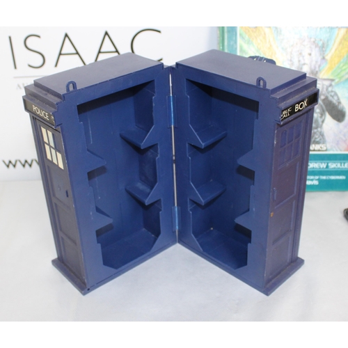 66 - A Large Quantity Doctor Who Collectable Items, Including Thirty years of A Time Lord