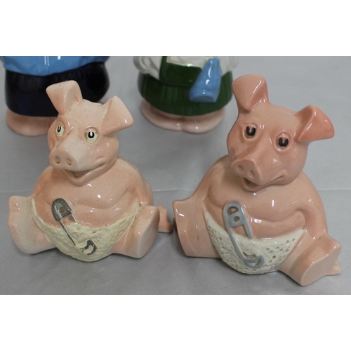 90 - 4 Collectable Natwest Piggy Banks
Mother/Stamped Wade England
Girl/Stamped Made In England
2 Babies ... 