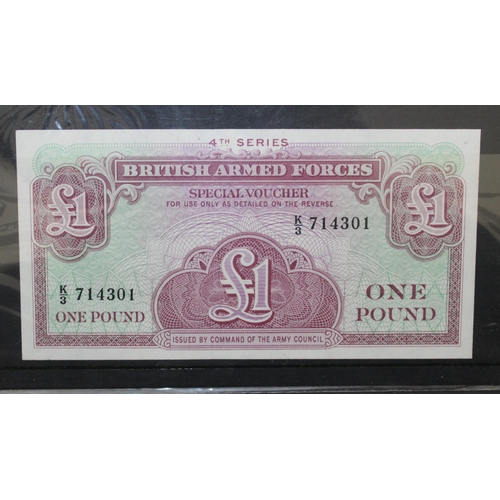 218 - 5 x British Armed Forces Consecutive £1 Notes 4th Series