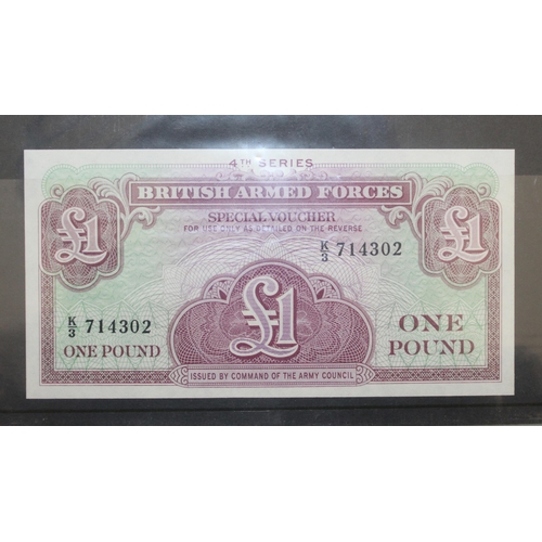 218 - 5 x British Armed Forces Consecutive £1 Notes 4th Series