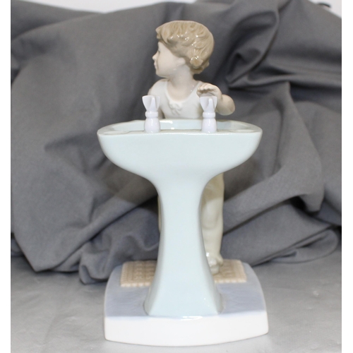 97 - Lladro Girl At Sink Figurine Height-19cm
COLLECTION ONLY