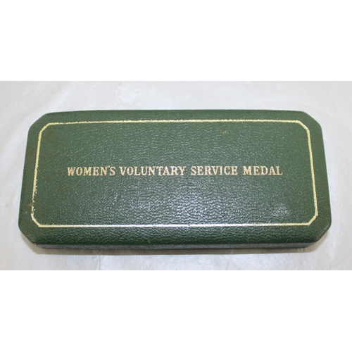 223 - Boxed Woman's Voluntary Service Medal (Service Beyond Self)