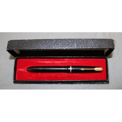 1 - Boxed Parker Fountain Pen With 14K Gold Nib