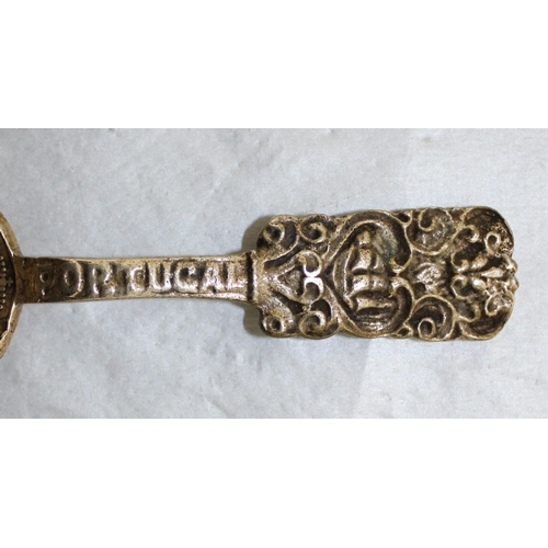 439 - Vintage Souvenir Spoon Collectable Silver 917 Portugal 1816 400 Reis Coin
All Proceeds Go To Charity