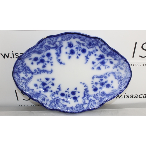 45 - W.H. Grindley Marie Large Oval Platter 44.5cm x 31.5cm & Medium Platter 35.5 x 25cm With Chip As Sho... 