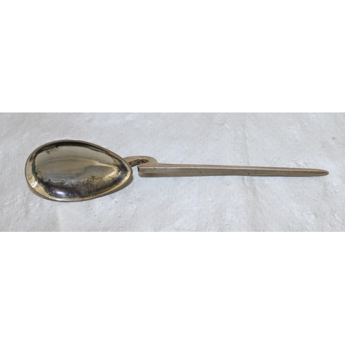 448 - Silver Hallmarked Cochlearium Shellfish Spoon