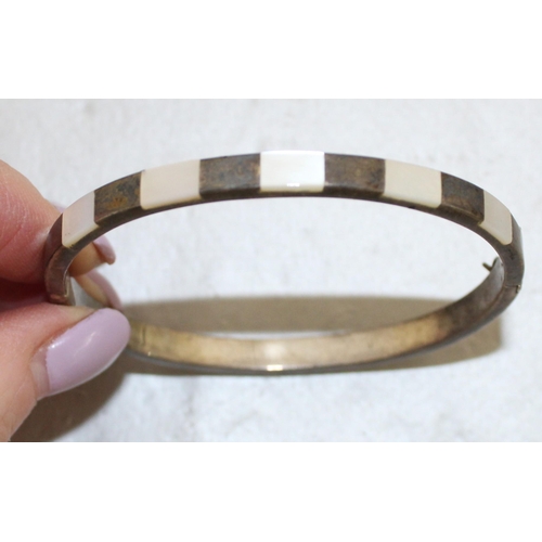 449 - Stamped 925 Silver Bangle (Ladies)