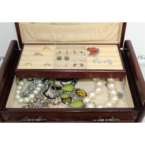 385 - Jewellery Box Containing Jewellery Including Silver Items