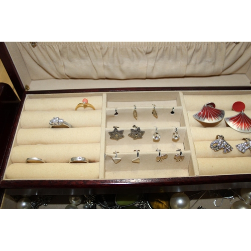 385 - Jewellery Box Containing Jewellery Including Silver Items