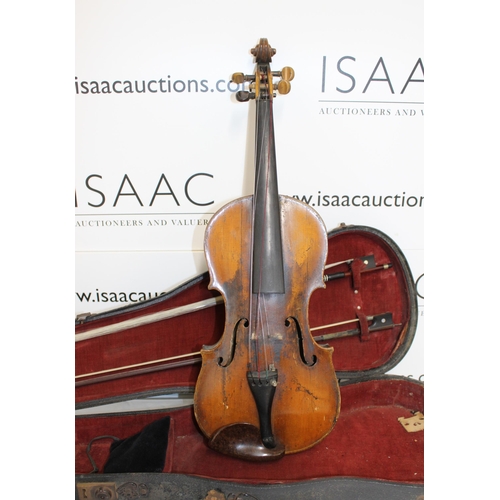 183 - Violin In Case Untested
Length 59.5cm