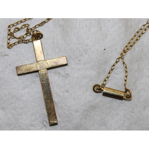 532 - Stamped 1/20 12k Cross Chain Has No Markings In A Box Weight-3.84