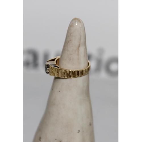 537 - Stamped 18 Gold Ring Size K Total Weight-4.13g In A Box