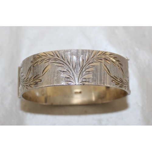 486 - Silver Hallmarked Ladies Bangle