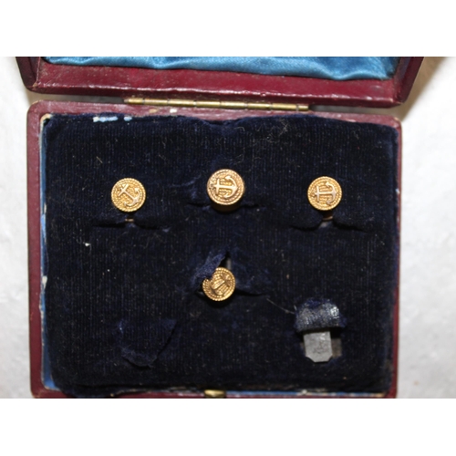 204 - Boxed Anchor Cuff Buttons in Box