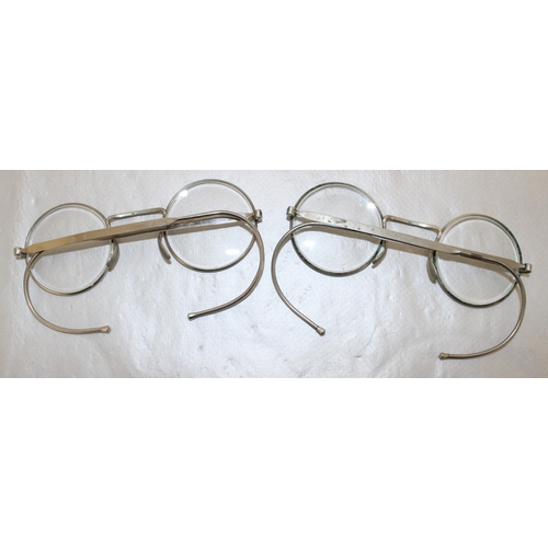 138 - 2 x Vintage Spectacles In Cases