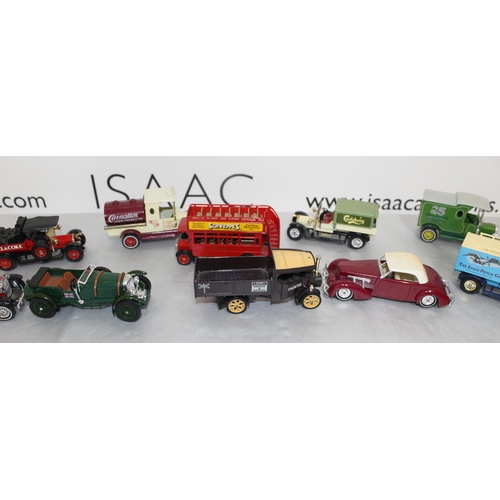 671 - A Selection Of Collectable Matchbox Cars