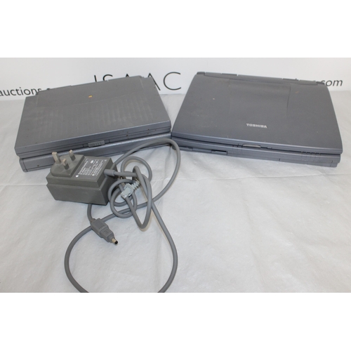 160 - Macintosh Power Book 180c And A Toshiba Satellite 2100CDS UNTESTED