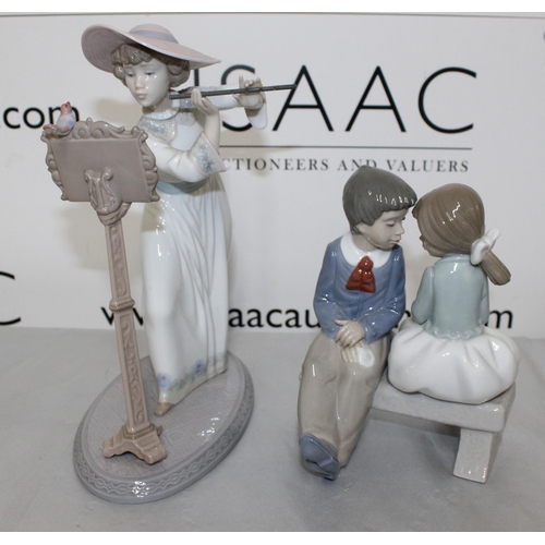 70 - NAO By Lladro/Lladro Figurines, 
Tallest 24cm
 Lady Flutist-Detachable Stand And Flute With Glue Sho... 