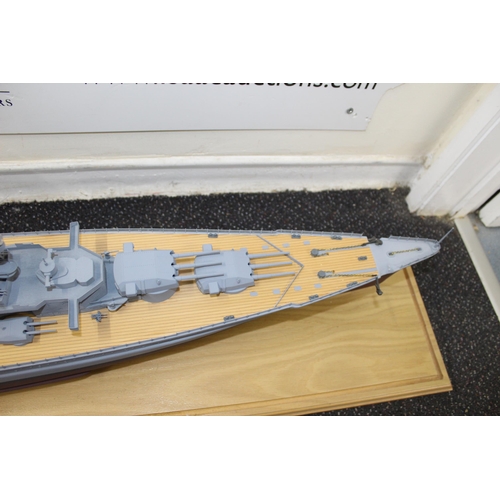 680 - Cased Battleship on Stand within Perspex Case
Case length 131.5cm
Height 35cm
COLLECTION ONLY