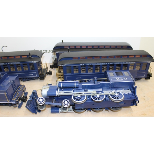 681 - BACHMAN B&O Royal Blue Line G Gauge Train and Carriages

Includes Engine, 3 Carriages and a Coal Car... 