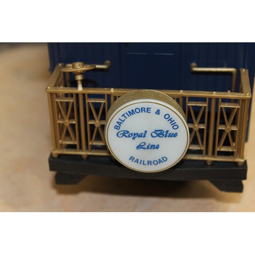 681 - BACHMAN B&O Royal Blue Line G Gauge Train and Carriages

Includes Engine, 3 Carriages and a Coal Car... 