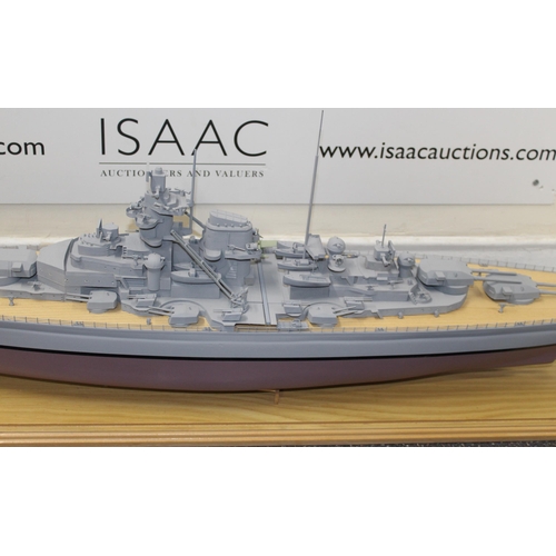 687 - Cased Battleship on Stand within Perspex Case( Crack In Case As Shown In Pictures)
138cm x 40cm
COLL... 