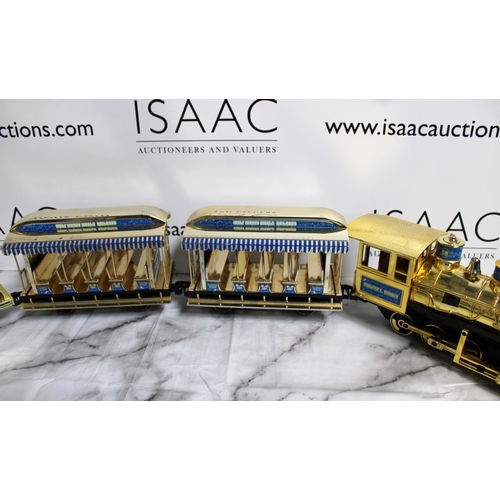 730 - Walt Disney World Railroad Garden Gauge Train - Made by Scientific Toys. - Untested...