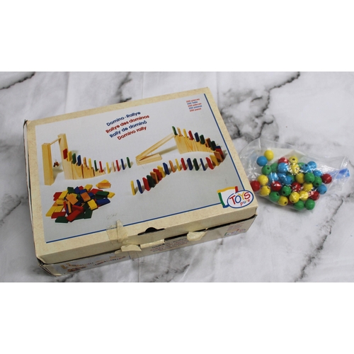 769 - Boxed Wooden Domino Rally & Some Threading Beads
All Proceeds Go To Charity