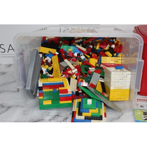 771 - Large Quantity of Lego in Crate