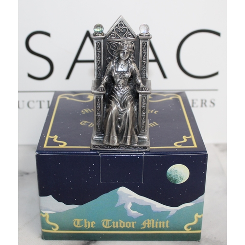 68 - Boxed 5 x Myth And Magic Sculpture By The Tudor Mint Including
LIT9 The Enforcer
5048 Frodo
3221 Gui... 