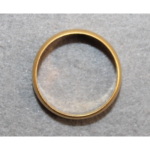 644 - Stamped 22 Gold Band Ring Size-Q Total Weight-5.85g Engraved Inside 