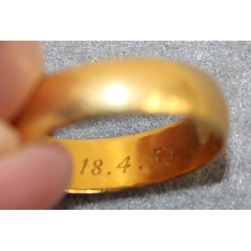 644 - Stamped 22 Gold Band Ring Size-Q Total Weight-5.85g Engraved Inside 