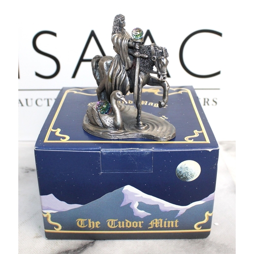 77 - Boxed 5 x Myth And Magic Sculpture By The Tudor Mint Including
The Dragon Of Methintdour
3207 Morgan... 