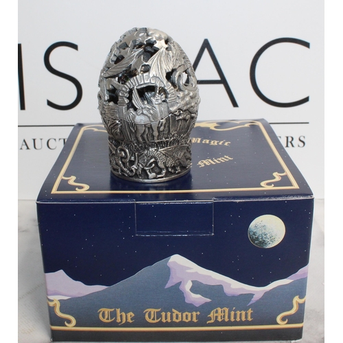 95 - 5 x Boxed Myth And Magic Sculpture By The Tudor Mint Including
3095 Defender Of The Crystal
3081 Wiz... 