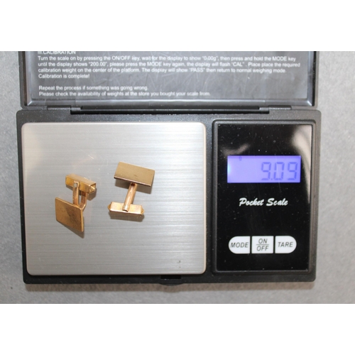 645 - Stamped 375 Gold Cufflinks Total weight-9.09g