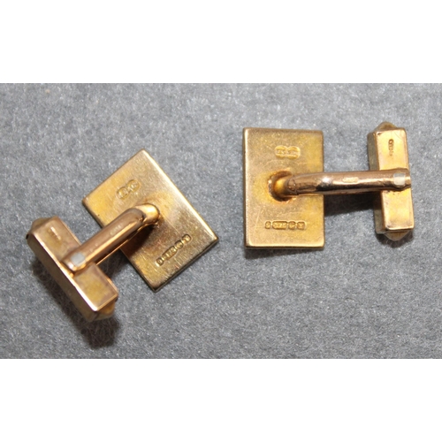 645 - Stamped 375 Gold Cufflinks Total weight-9.09g