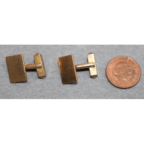 645 - Stamped 375 Gold Cufflinks Total weight-9.09g