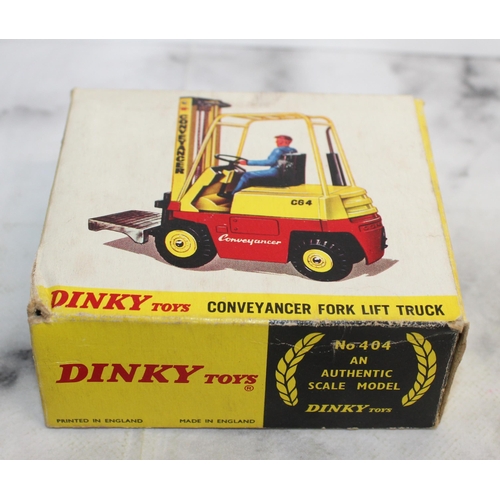 870 - Boxed Dinky Toys Conveyancer Fork Lift Truck