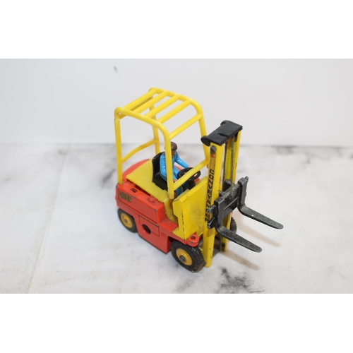 870 - Boxed Dinky Toys Conveyancer Fork Lift Truck