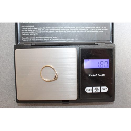 660 - Ladies Gold Ring Size-O Weight-1.81g