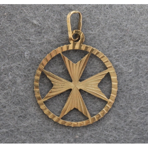 661 - Stamped 375 Gold Maltese Cross Total Weight-1.34g