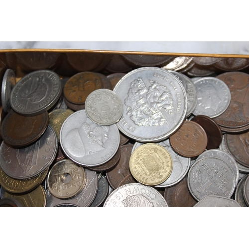 386 - Mixed Worldwide Coinage and Commemorative UK Coins